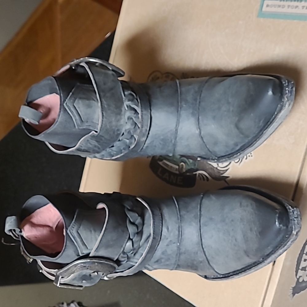 Junk Gypsy Boot - Picture 3 of 9